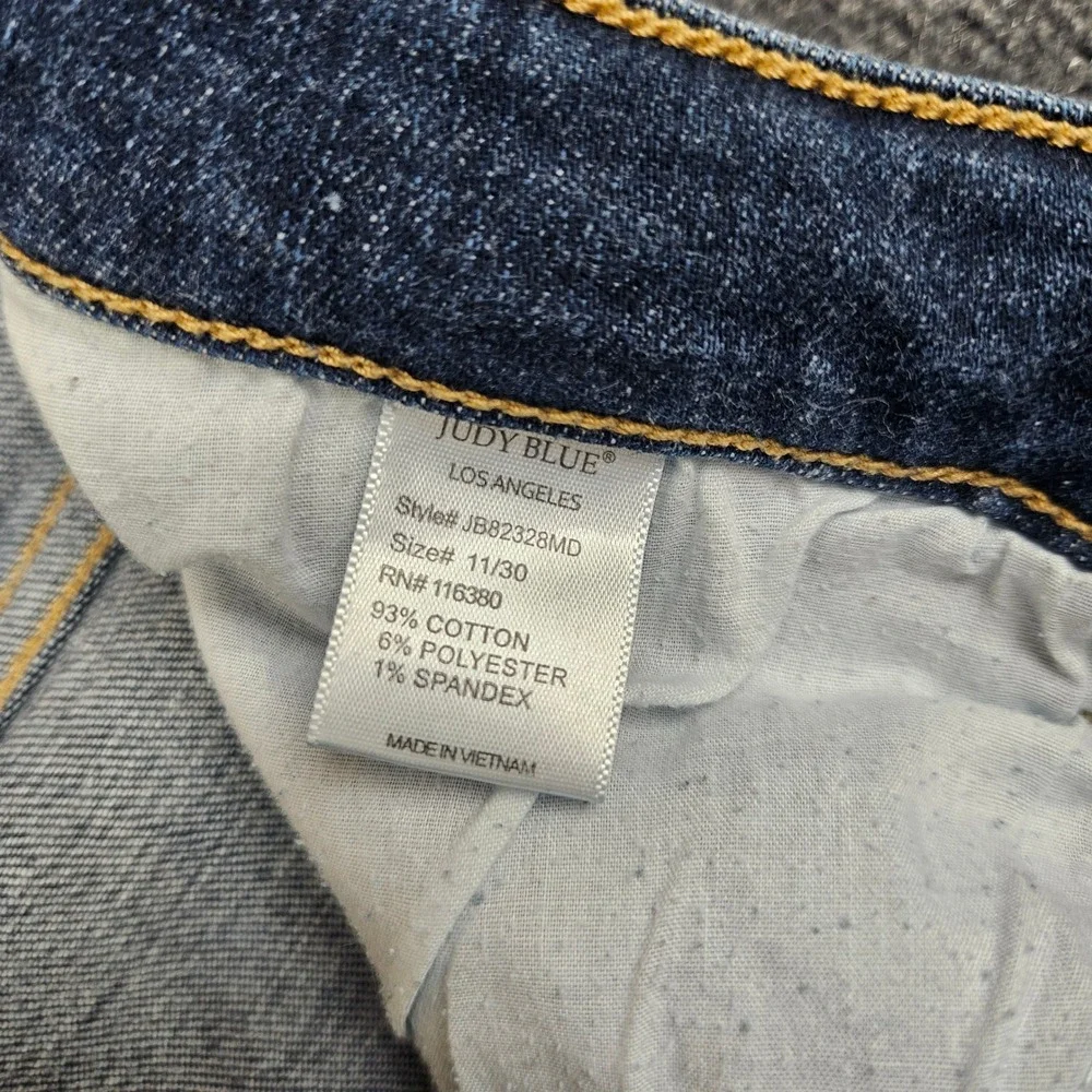 Judy Blue Boyfriend Fit Jeans Womens 11/ 30 High Rise Distressed Dark Wash Denim